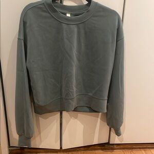 Women's Gray Sweatshirt